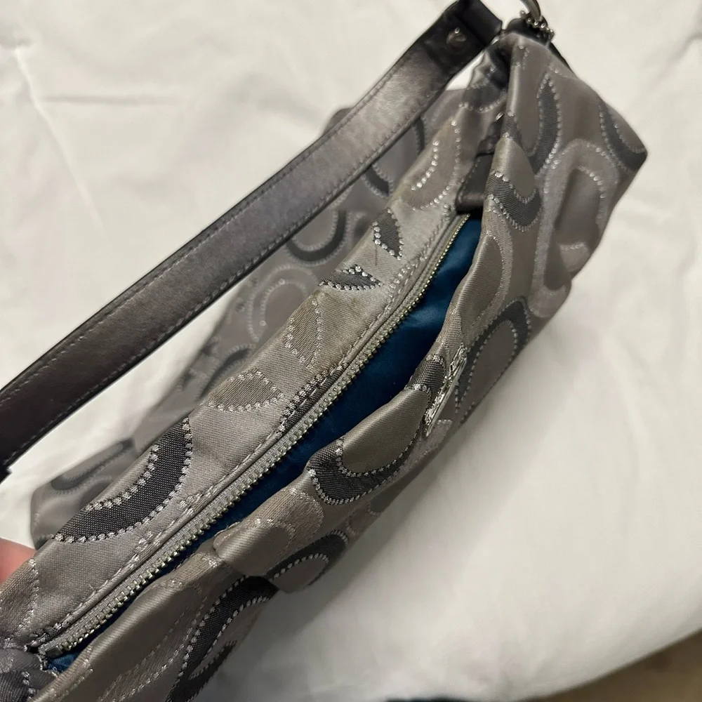 Coach Isabell Bag - Picture 3 of 4